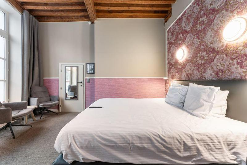 Hotel Karel De Stoute Bruges Exterior photo